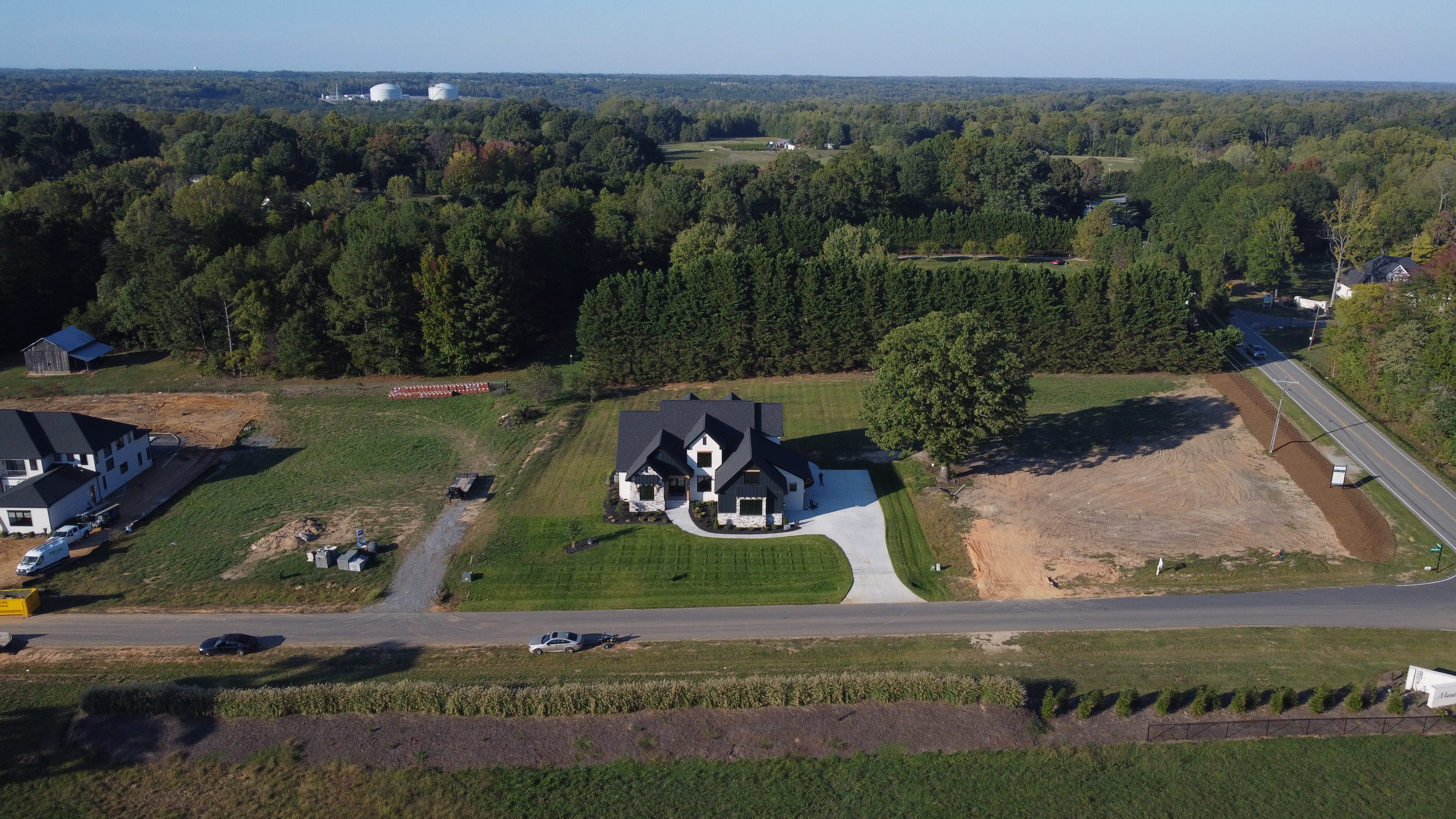 Aerial Real Estate with Drone Tour — photo 10